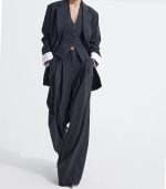 Costum business trei piese on